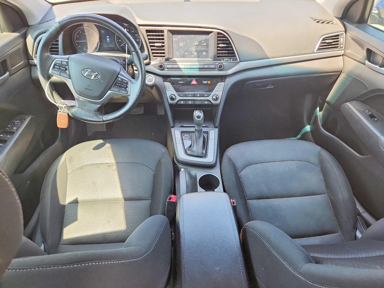 2017 HYUNDAI ELANTRA
