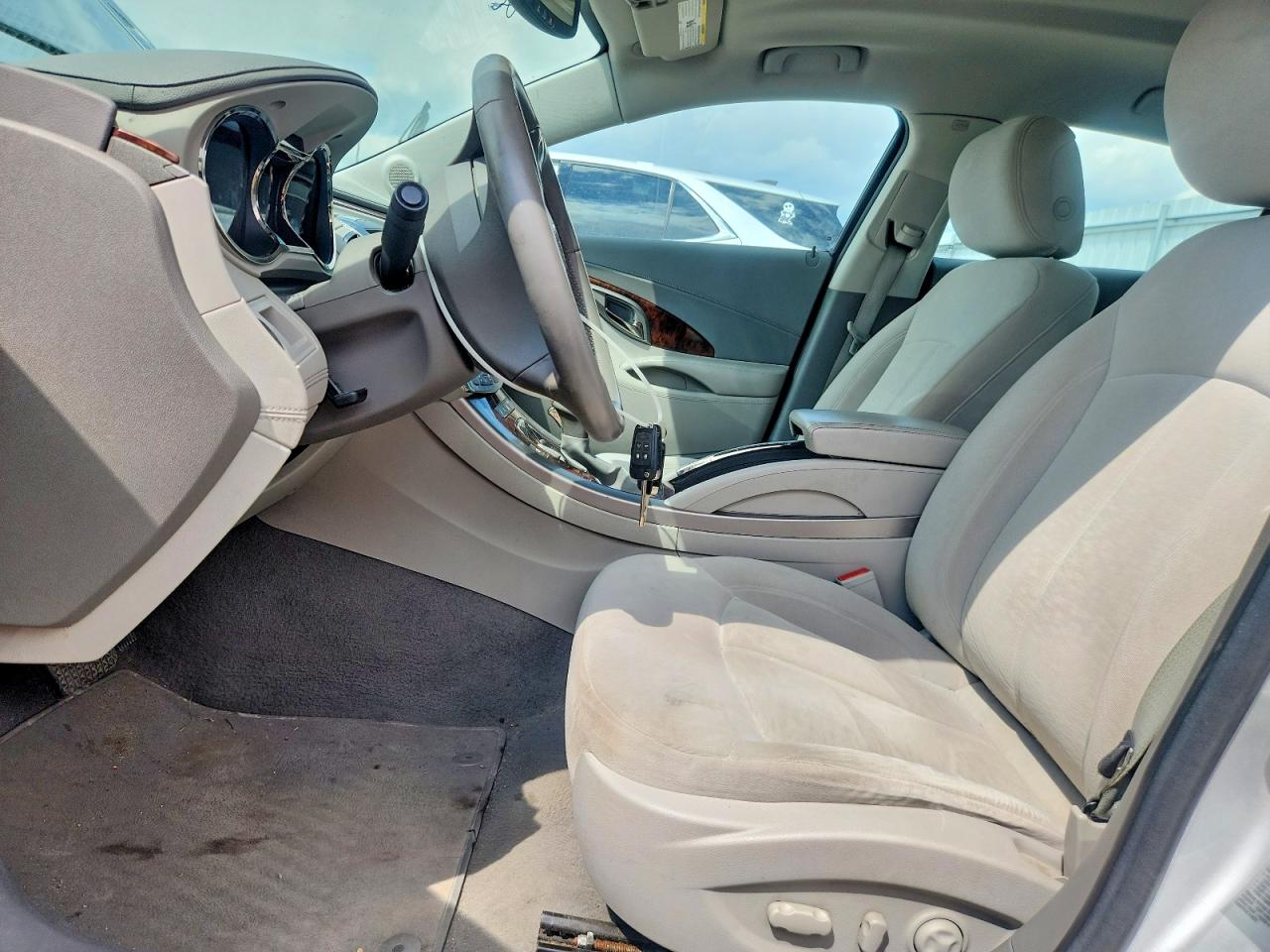 2010 BUICK LACROSSE