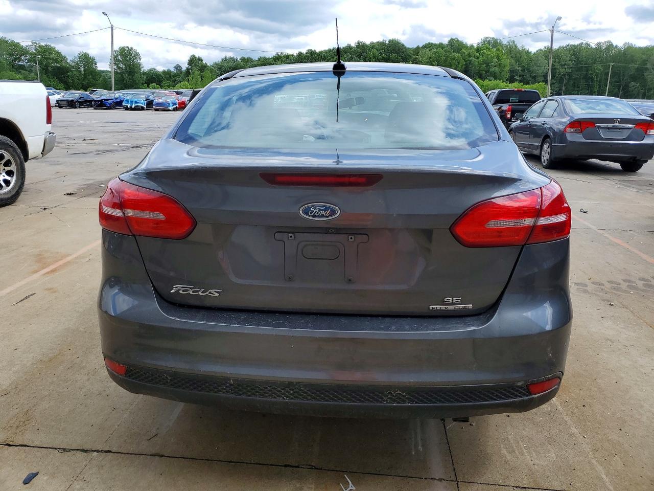 2016 FORD FOCUS