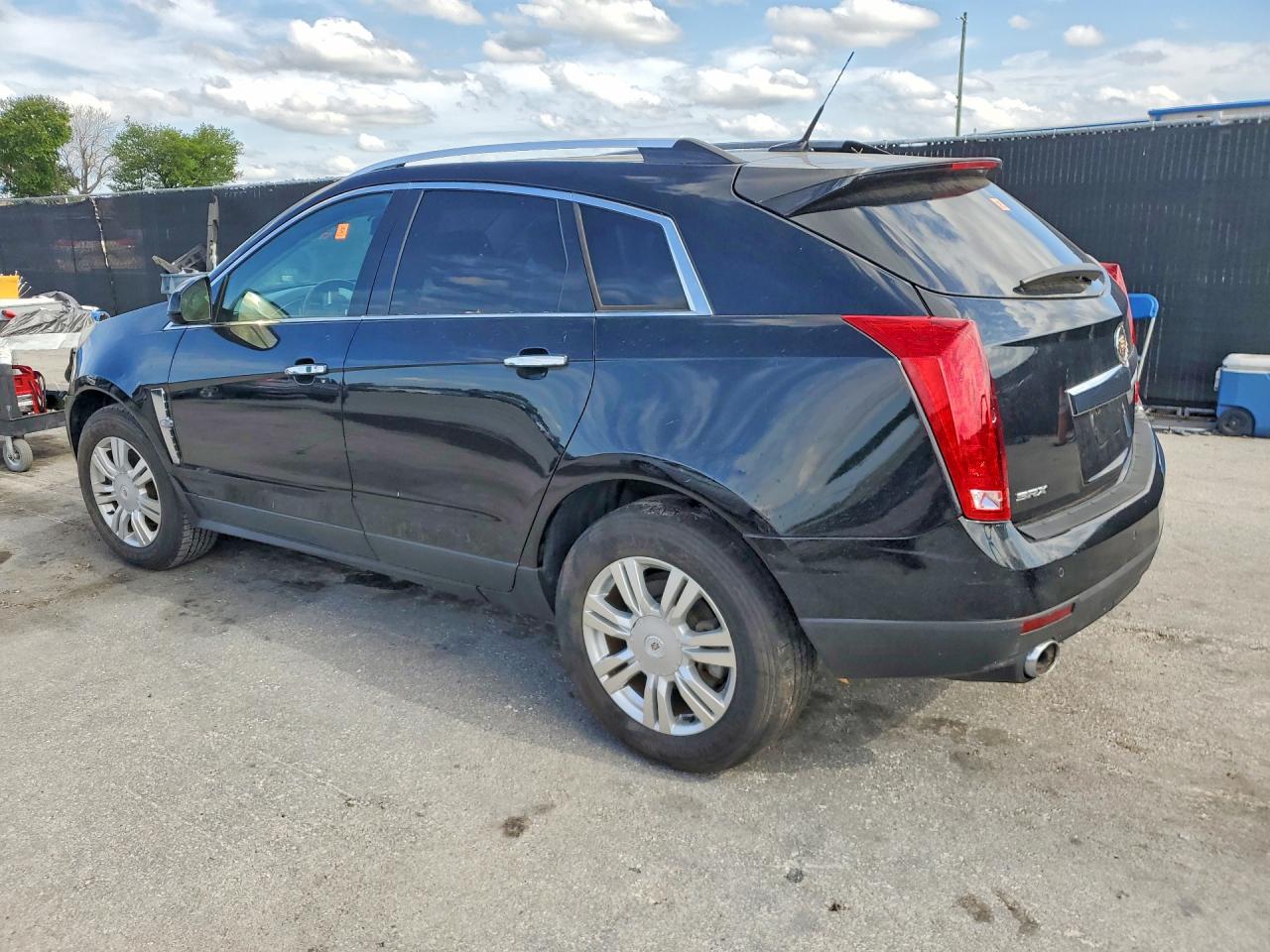 2011 CADILLAC SRX