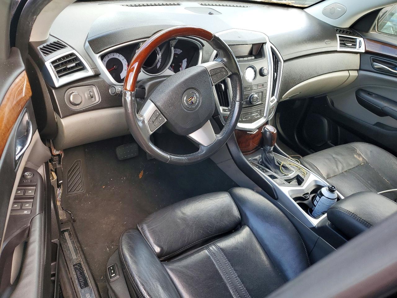 2011 CADILLAC SRX