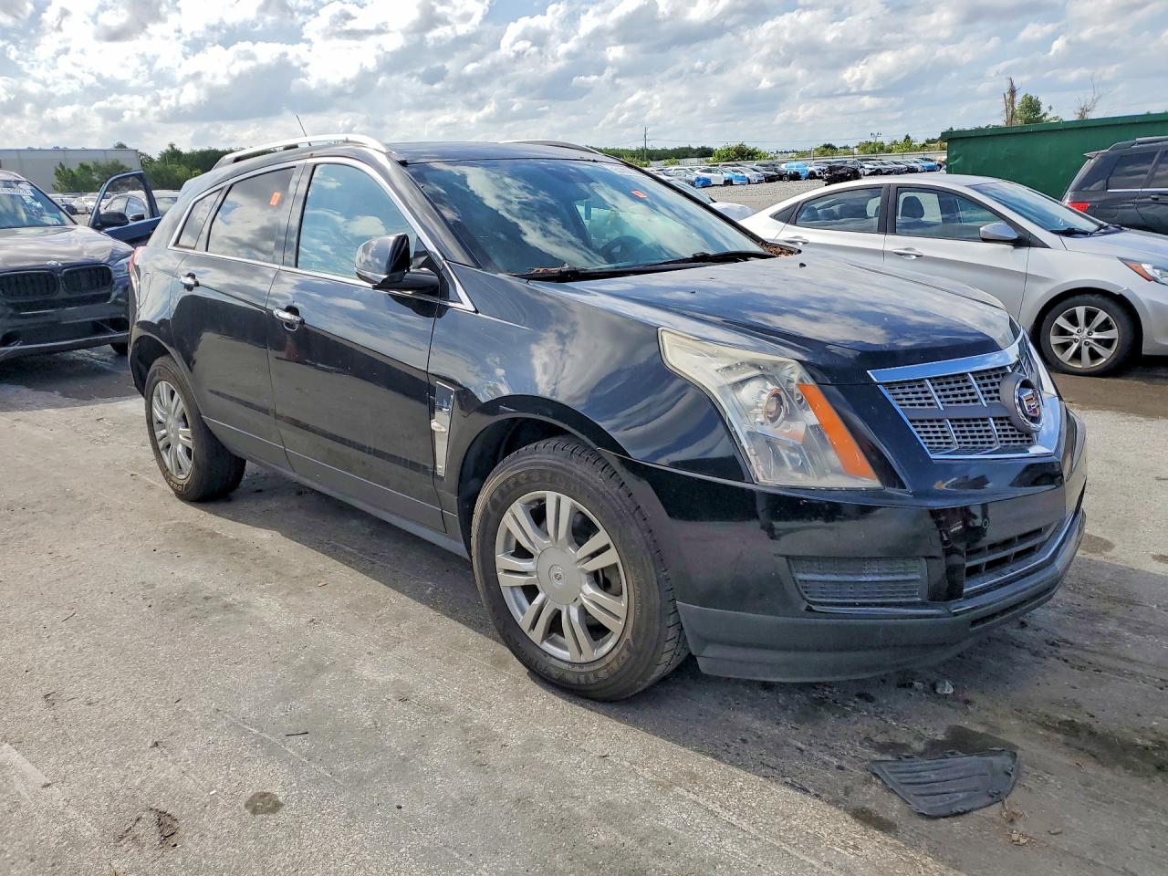 2011 CADILLAC SRX