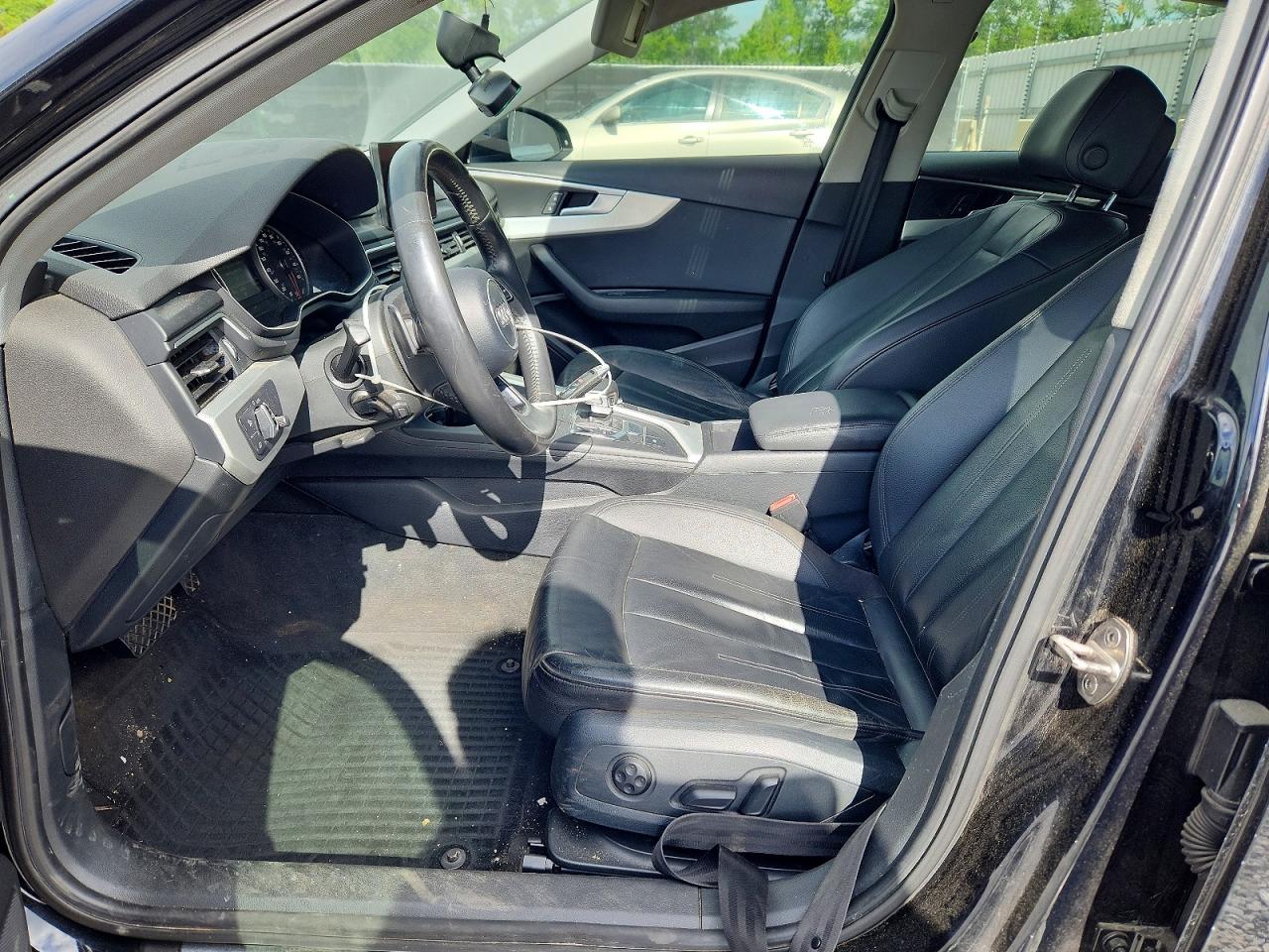2017 AUDI A4