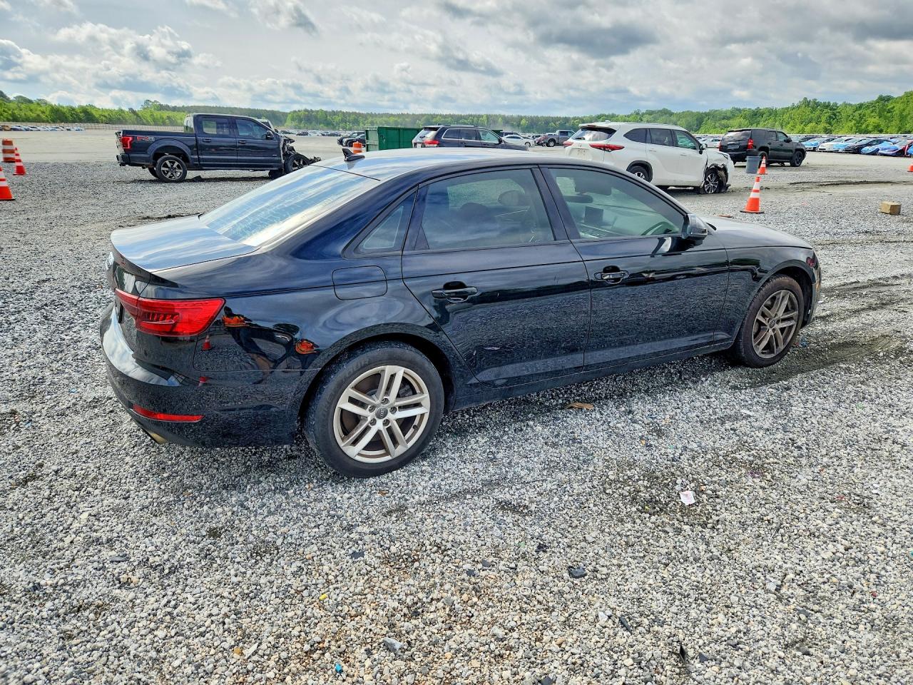 2017 AUDI A4