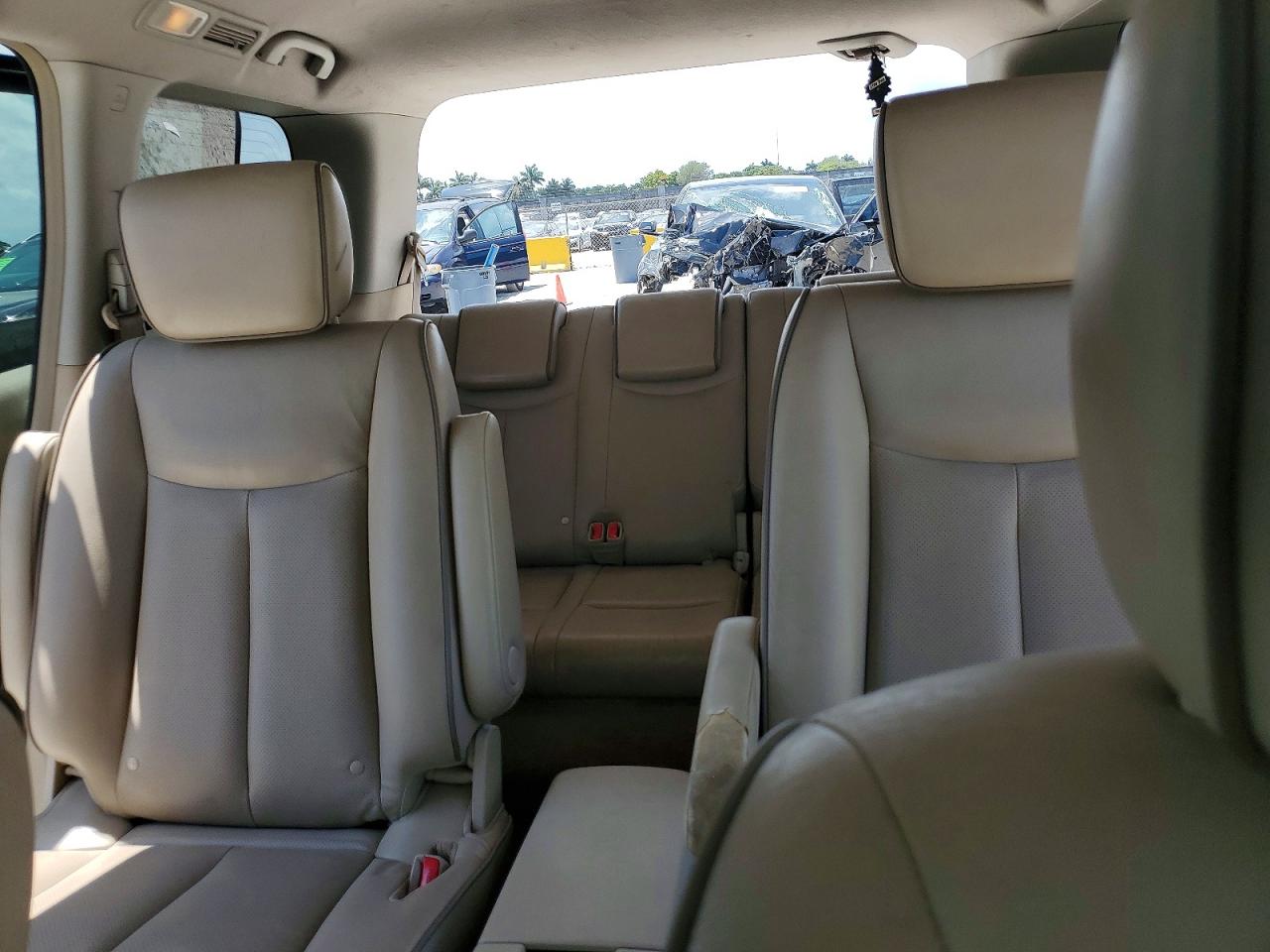 2012 NISSAN QUEST