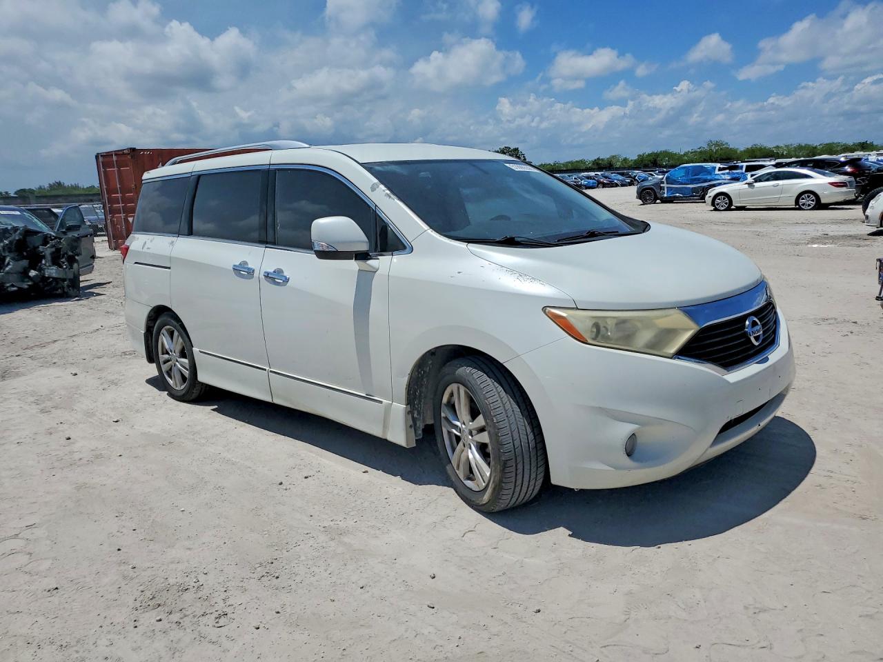 2012 NISSAN QUEST