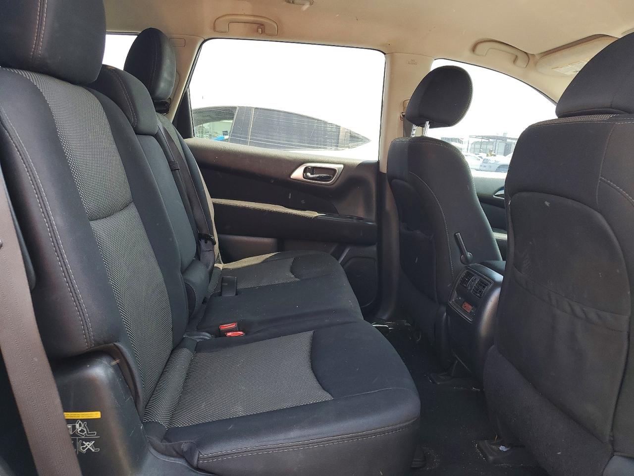 2017 NISSAN PATHFINDER