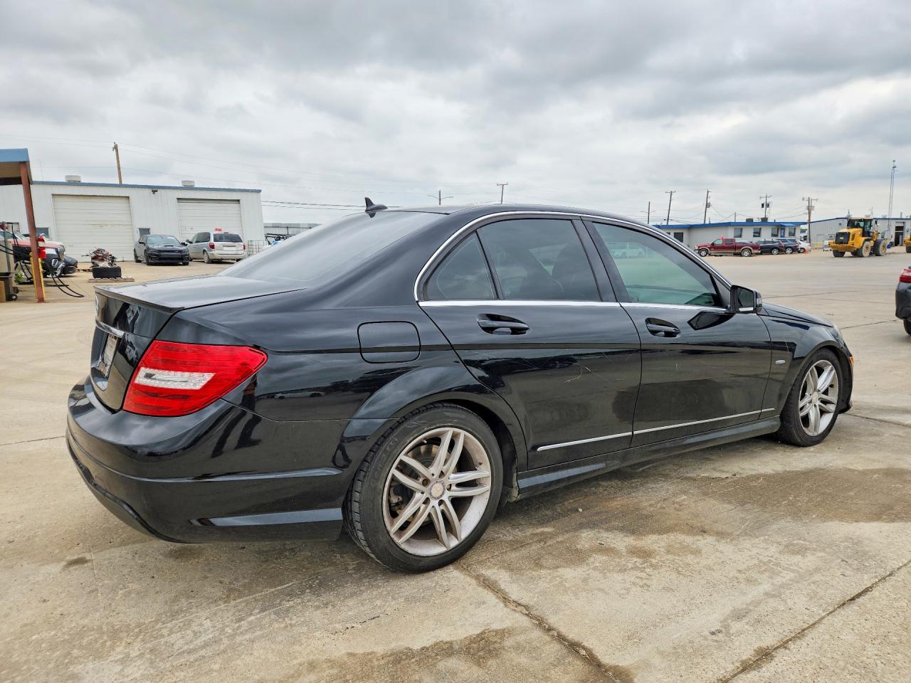 2012 MERCEDES-BENZ C-CLASS