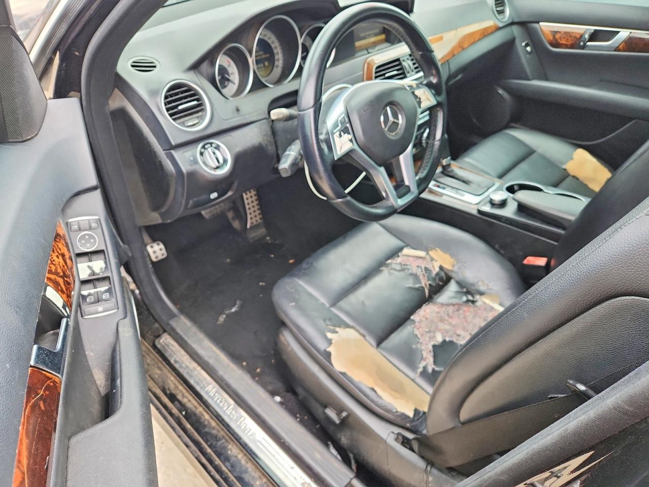 2012 MERCEDES-BENZ C-CLASS