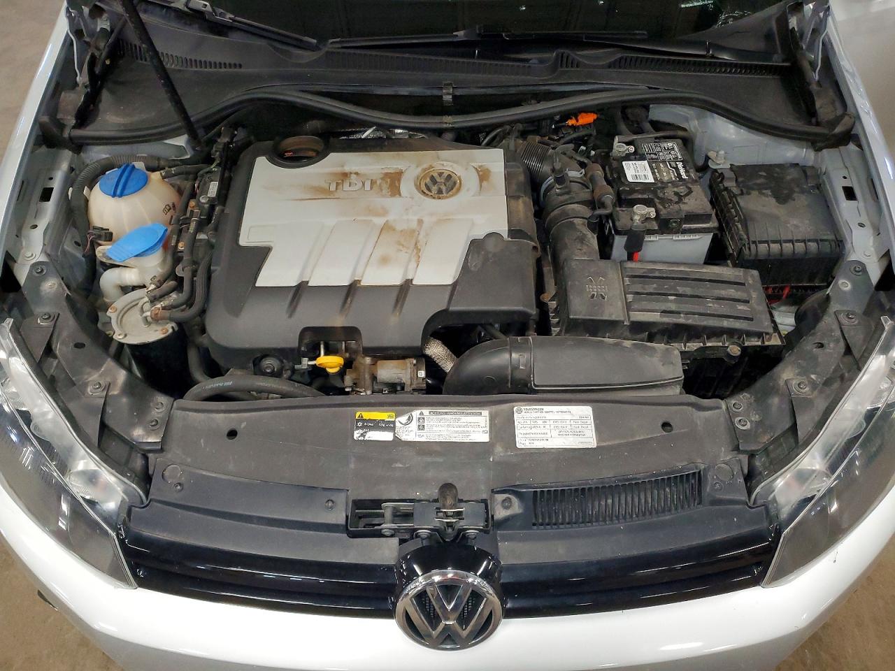 2014 VOLKSWAGEN GOLF