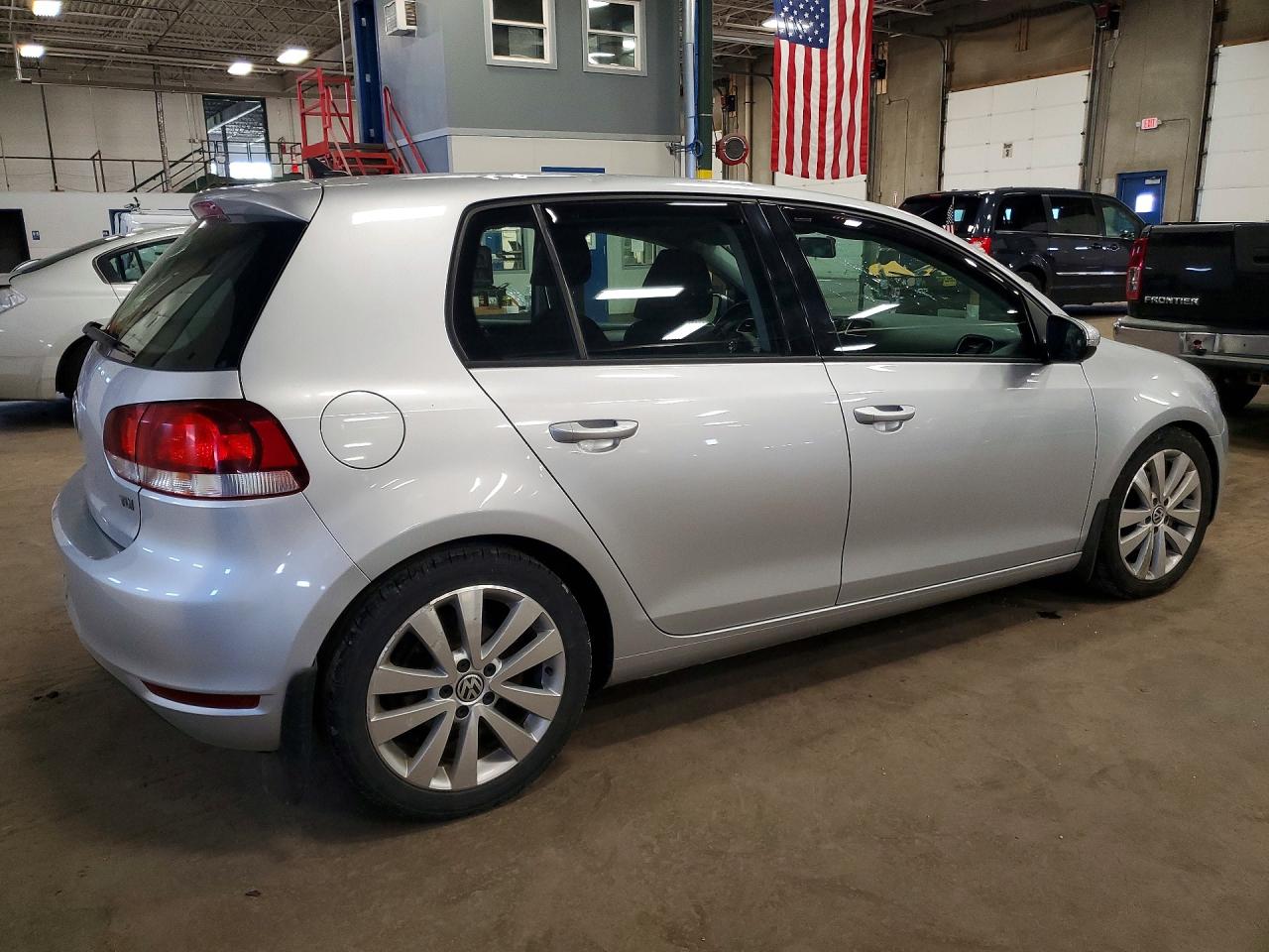 2014 VOLKSWAGEN GOLF