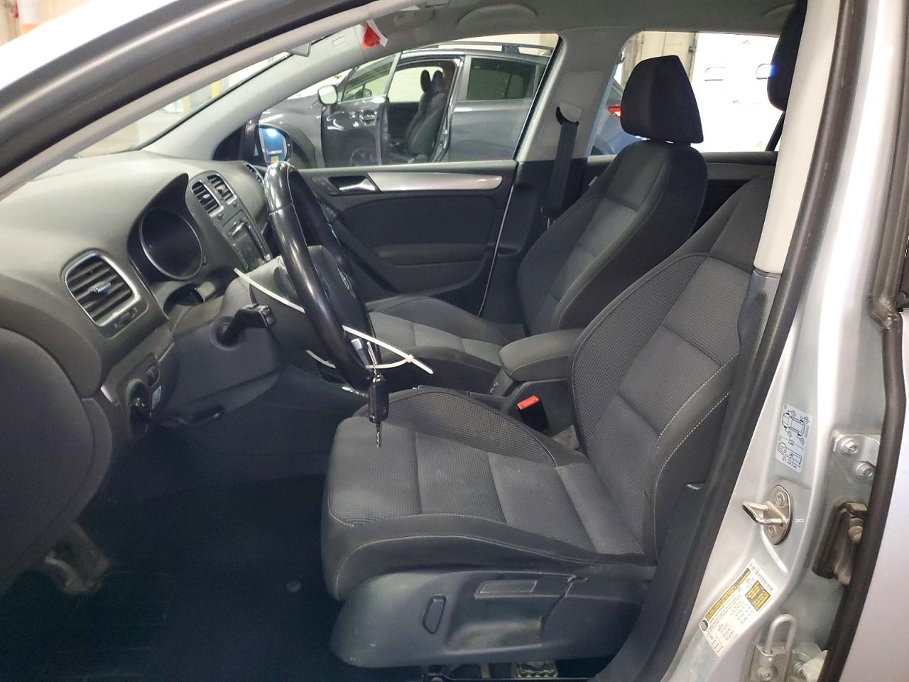 2014 VOLKSWAGEN GOLF
