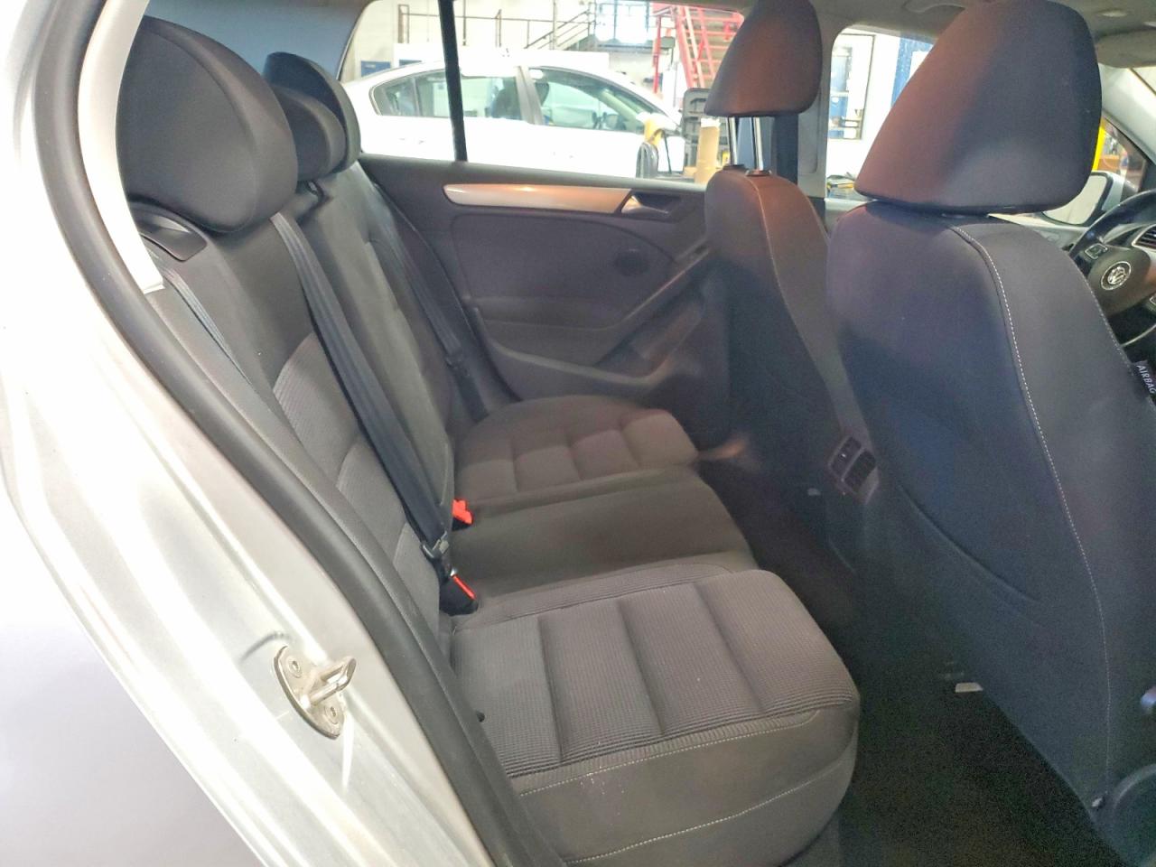 2014 VOLKSWAGEN GOLF