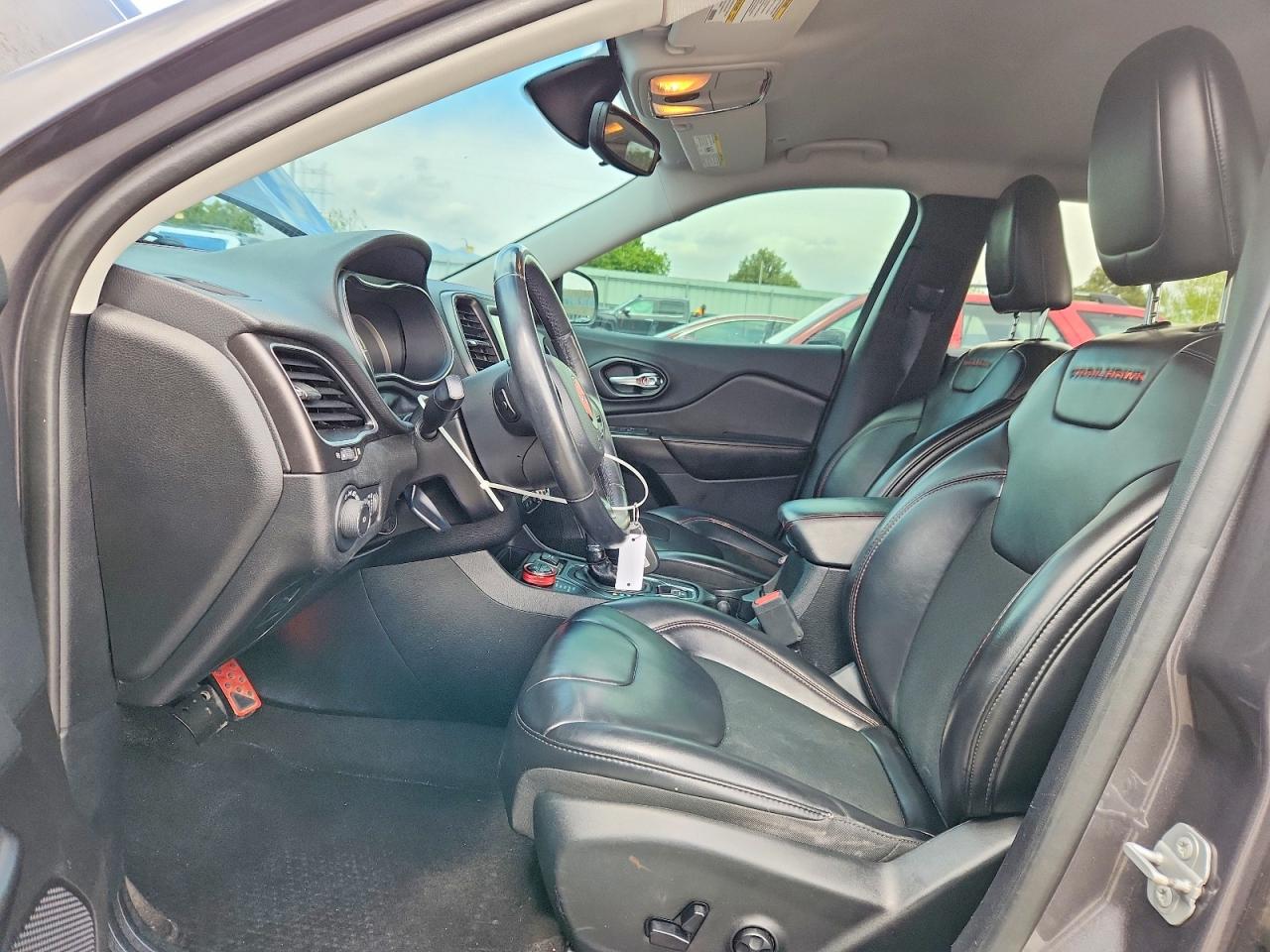 2019 JEEP CHEROKEE