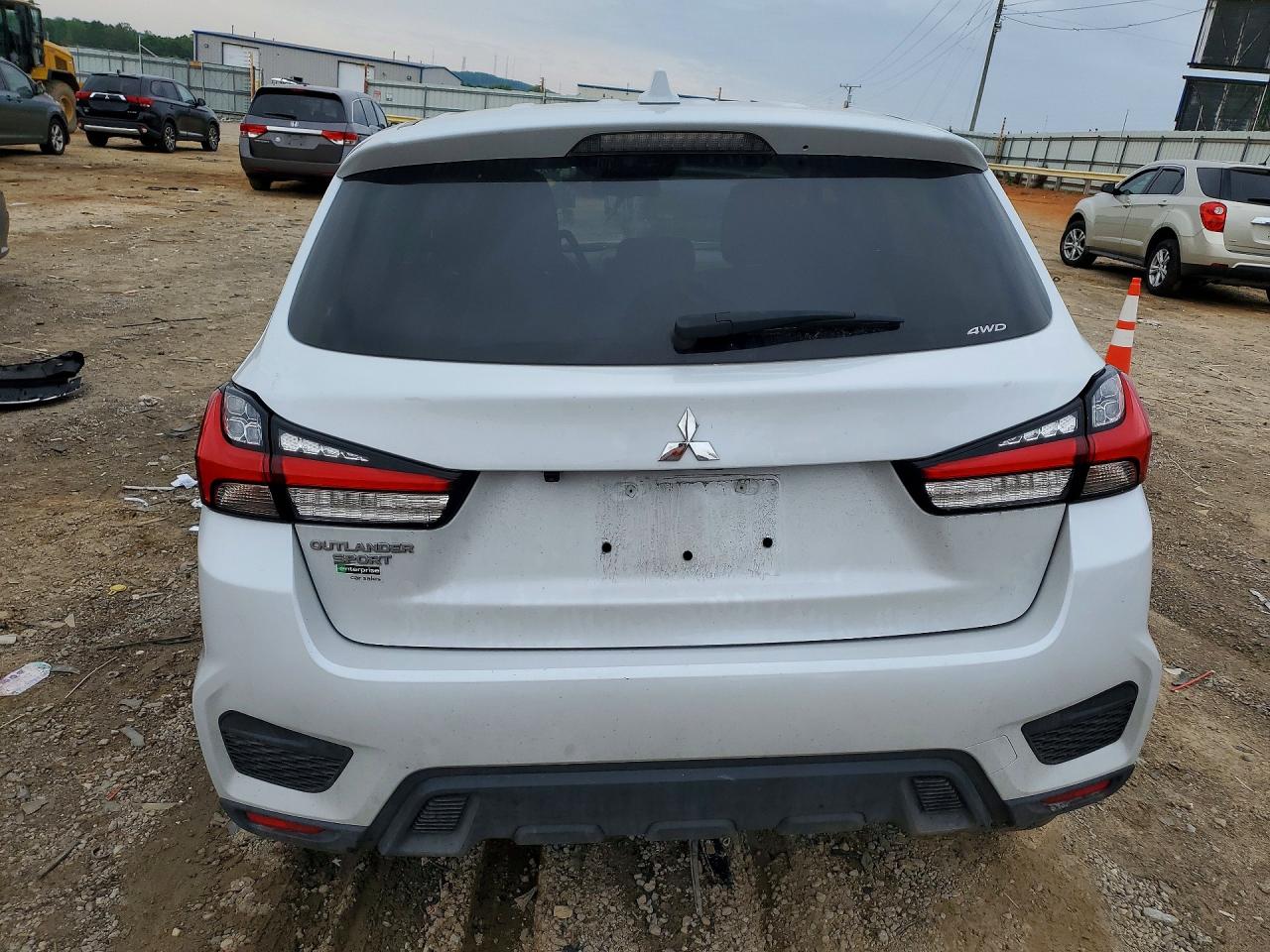 2024 MITSUBISHI OUTLANDER