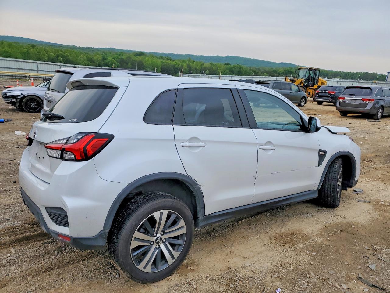 2024 MITSUBISHI OUTLANDER
