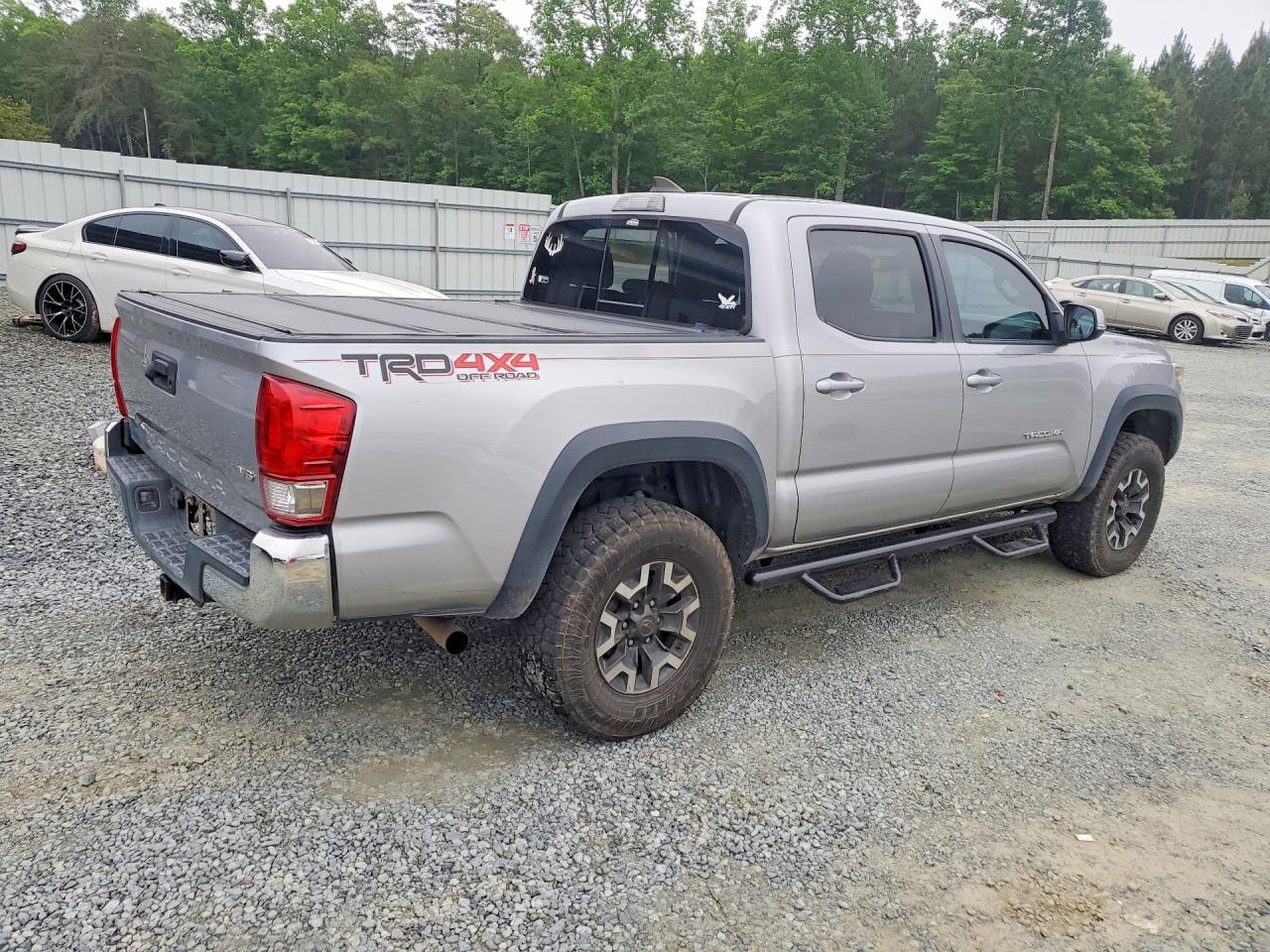 2017 TOYOTA TACOMA
