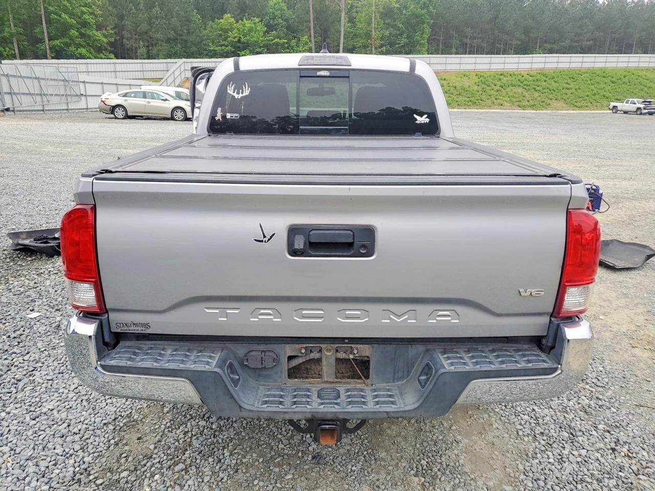 2017 TOYOTA TACOMA