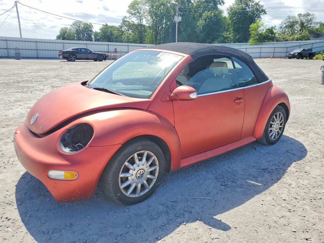 2004 VOLKSWAGEN NEW BEETLE