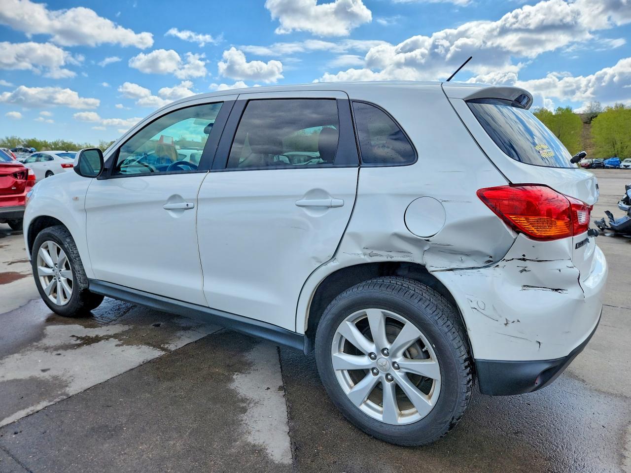 2015 MITSUBISHI OUTLANDER