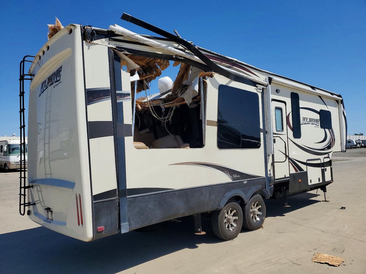 2015 KEYSTONE ALPINE 301