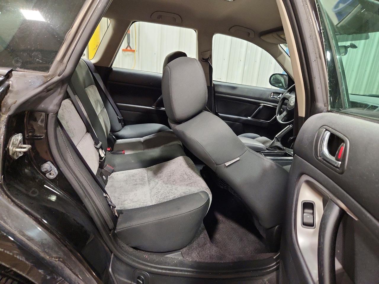 2006 SUBARU LEGACY