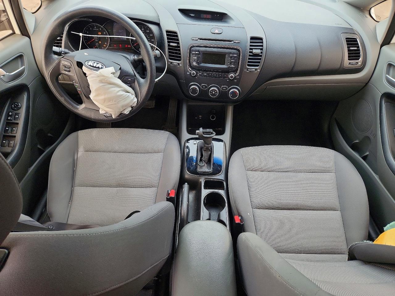 2017 KIA FORTE