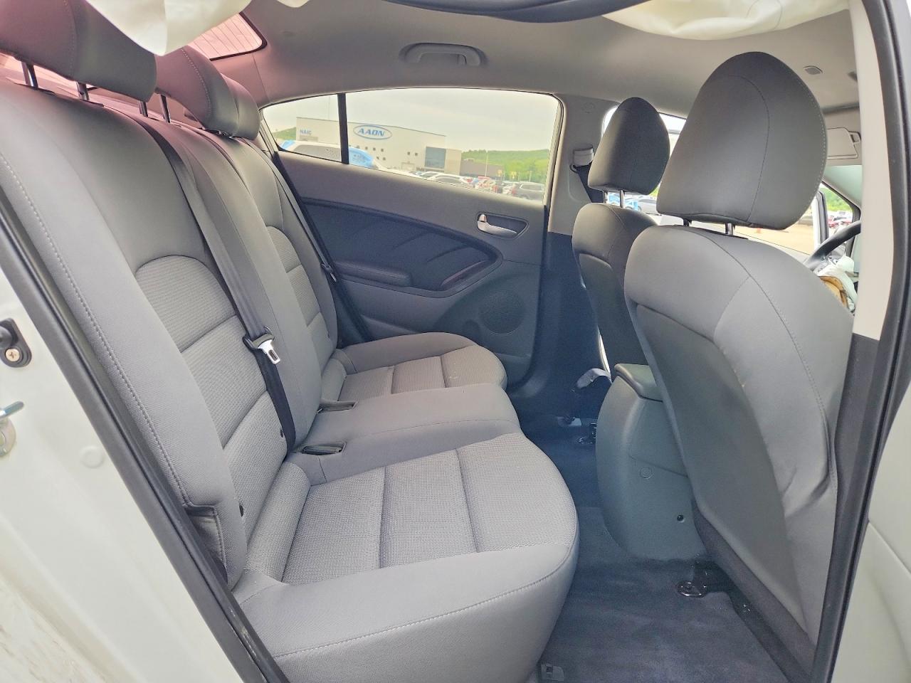 2017 KIA FORTE