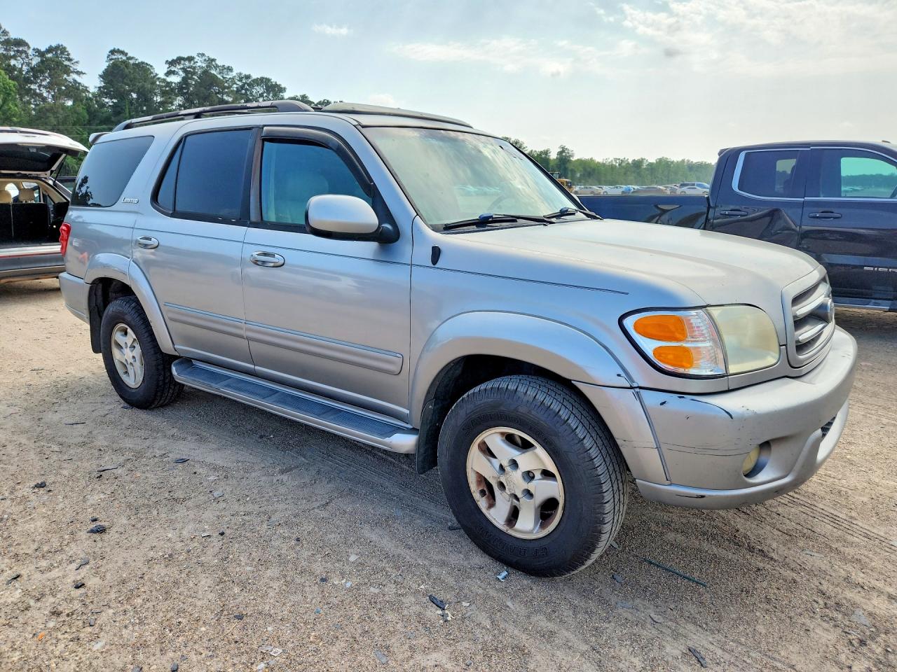 2002 TOYOTA SEQUOIA
