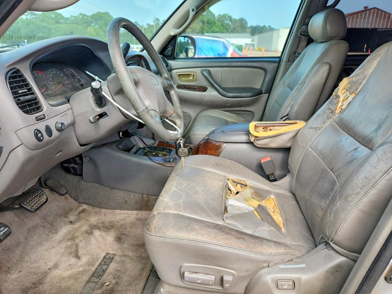 2002 TOYOTA SEQUOIA