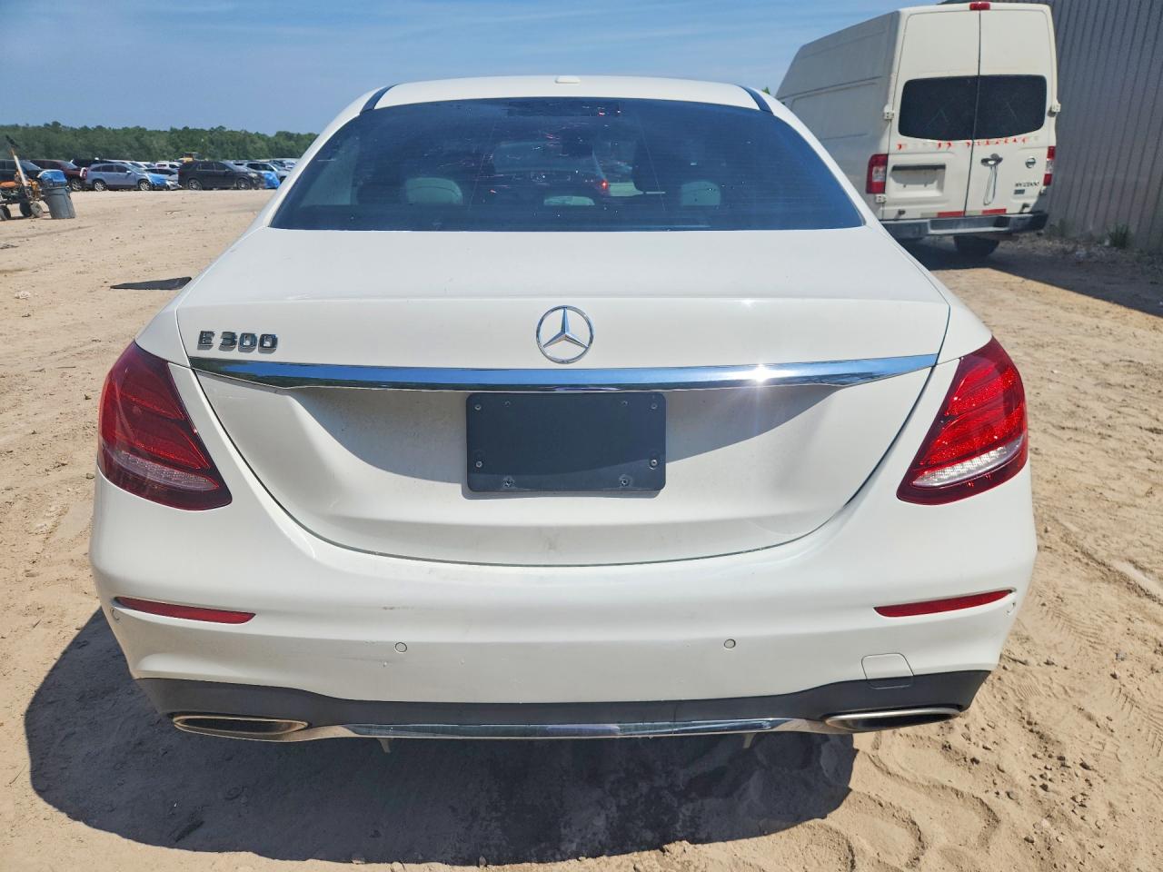 2017 MERCEDES-BENZ E-CLASS