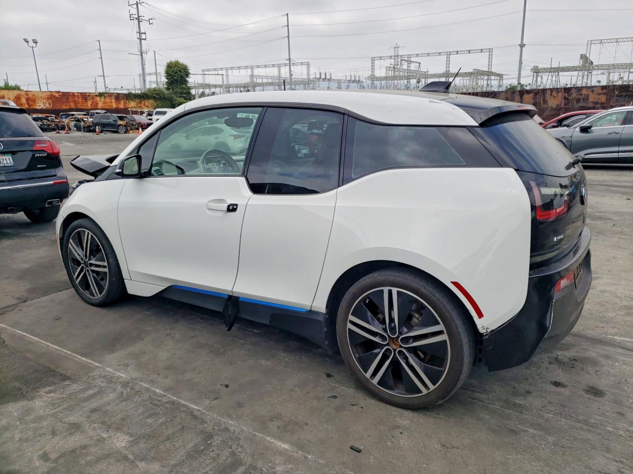 2015 BMW I SERIES