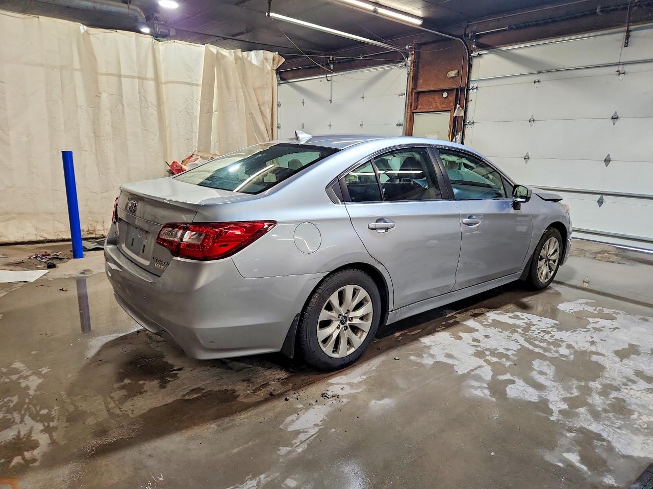 2016 SUBARU LEGACY