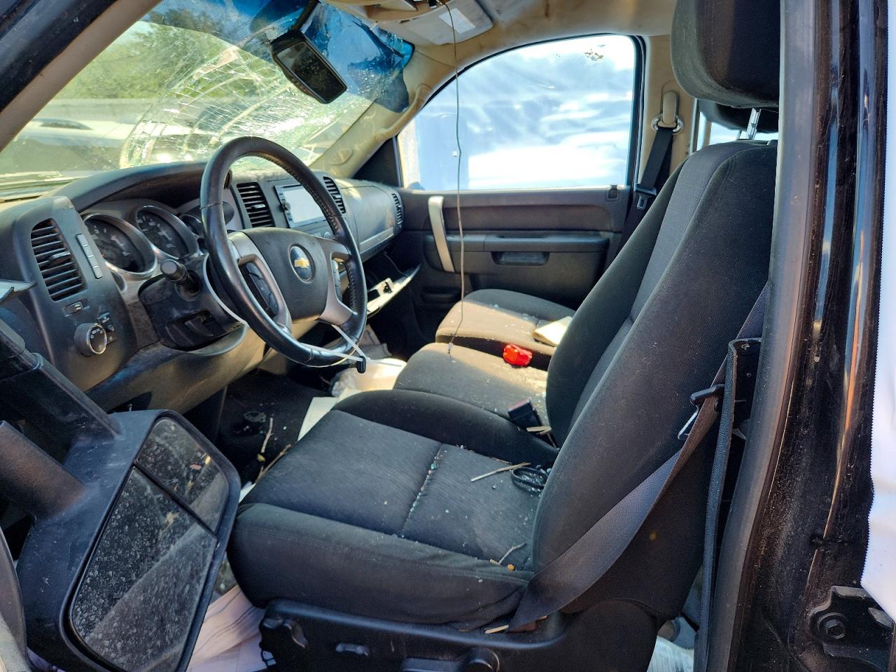 2011 CHEVROLET SILVERADO
