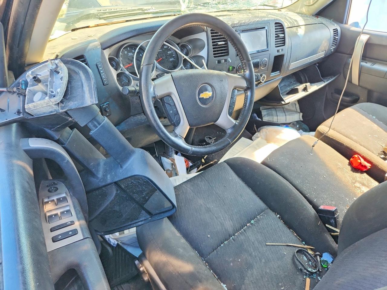 2011 CHEVROLET SILVERADO