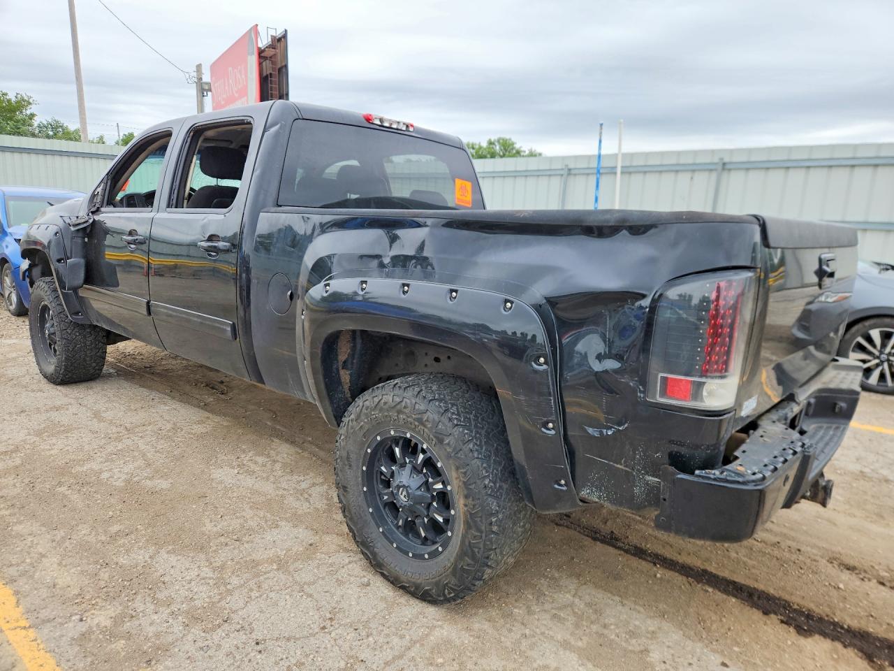 2011 CHEVROLET SILVERADO