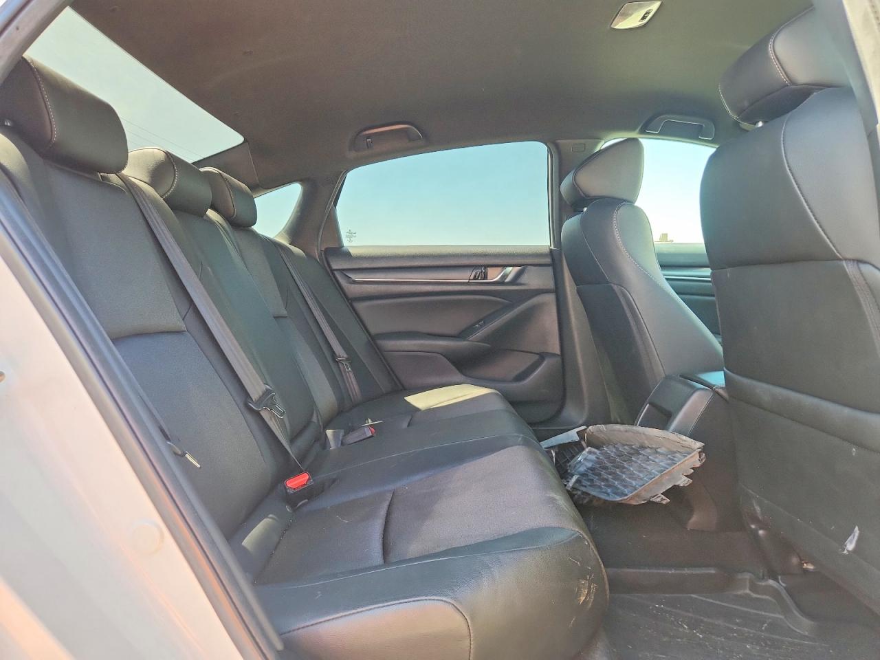 2019 HONDA ACCORD