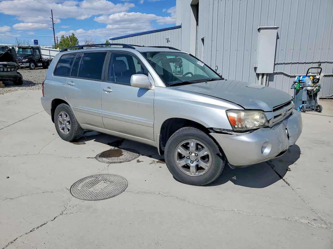 2006 TOYOTA HIGHLANDER