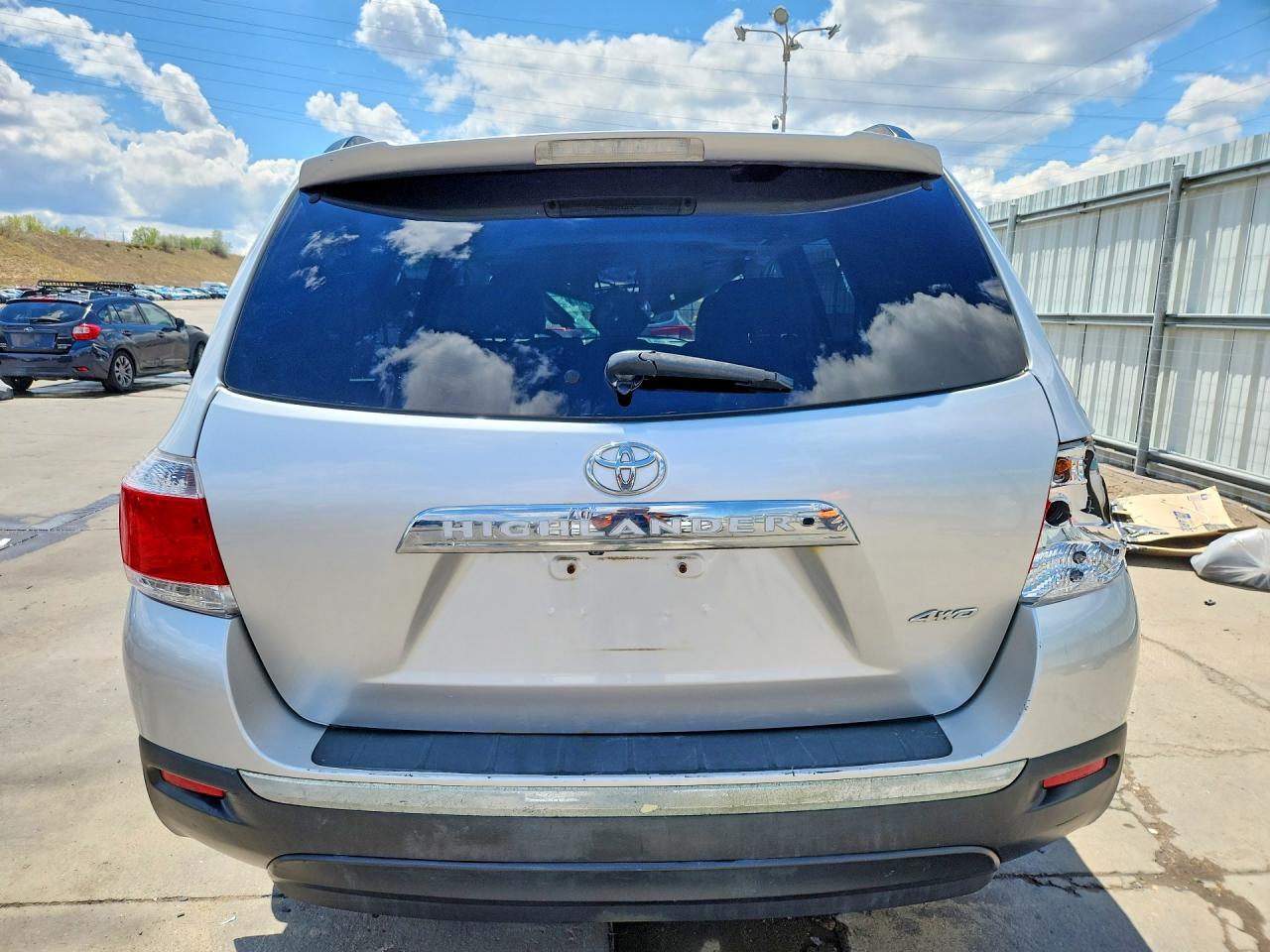 2012 TOYOTA HIGHLANDER