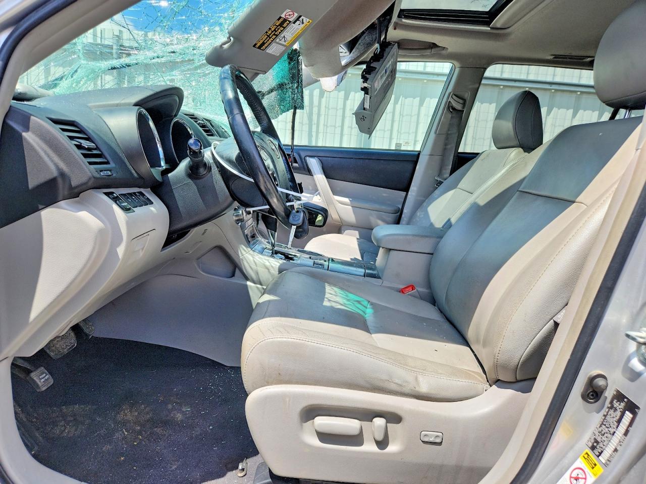 2012 TOYOTA HIGHLANDER