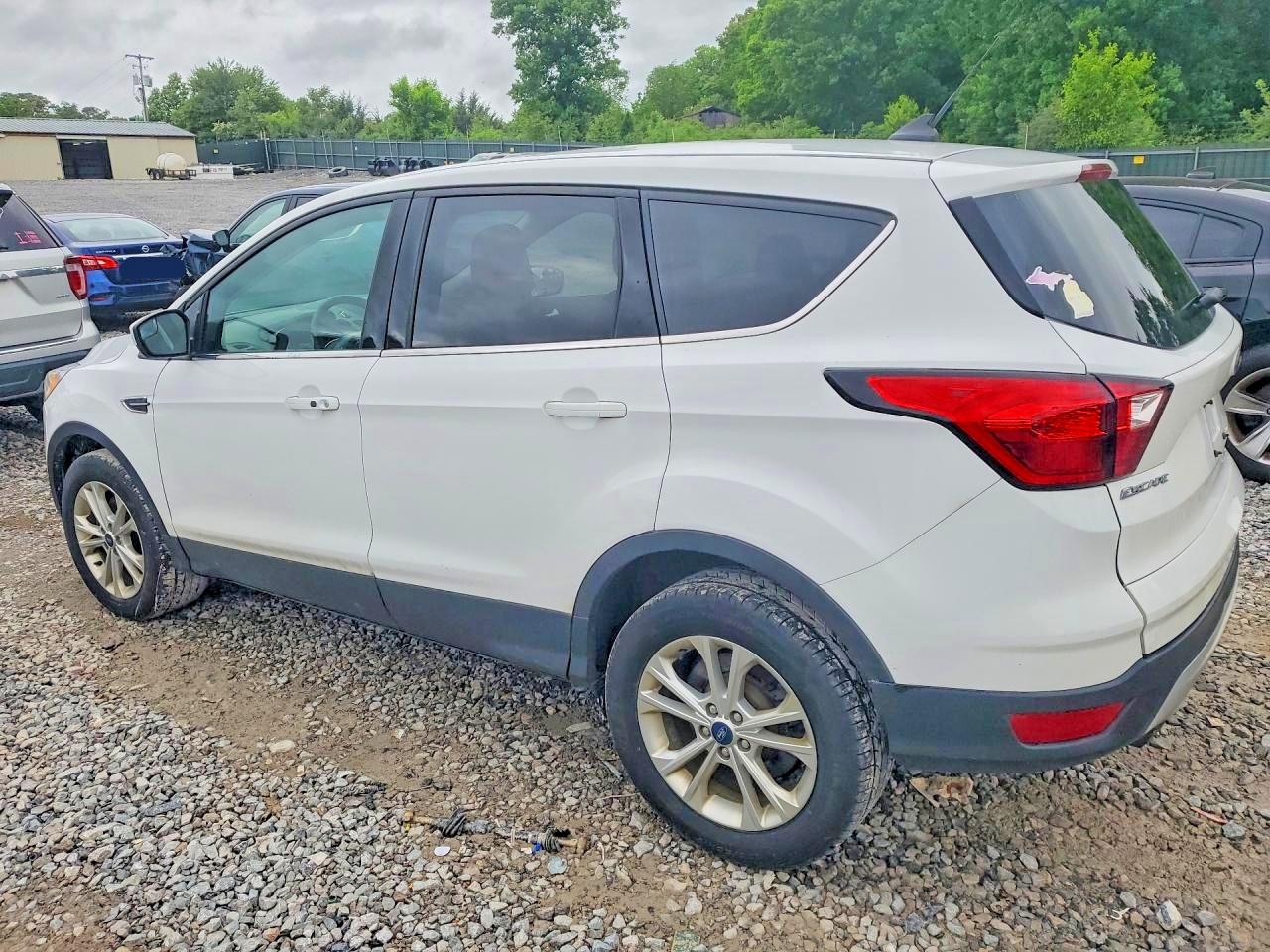 2019 FORD ESCAPE