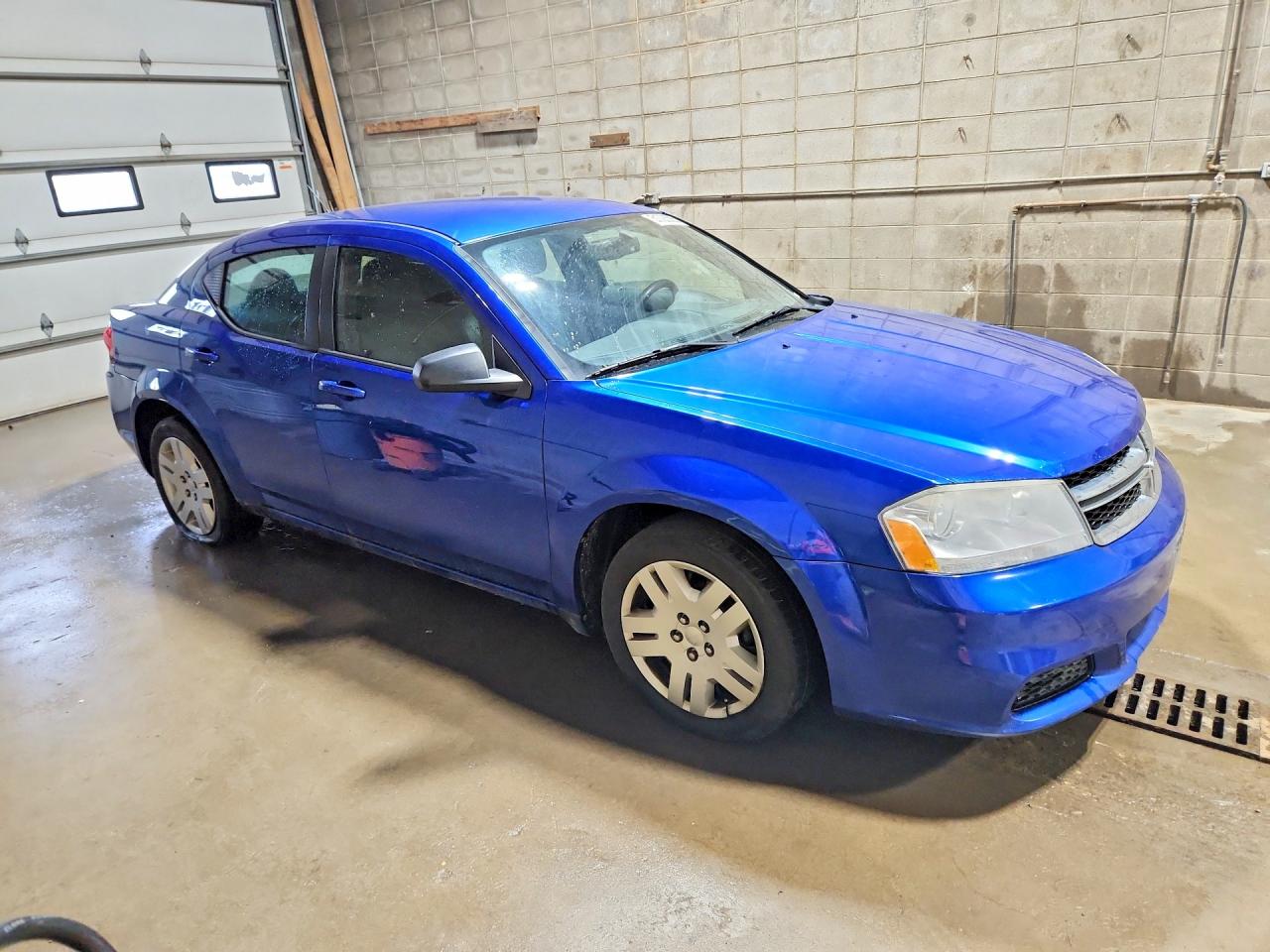 2013 DODGE AVENGER