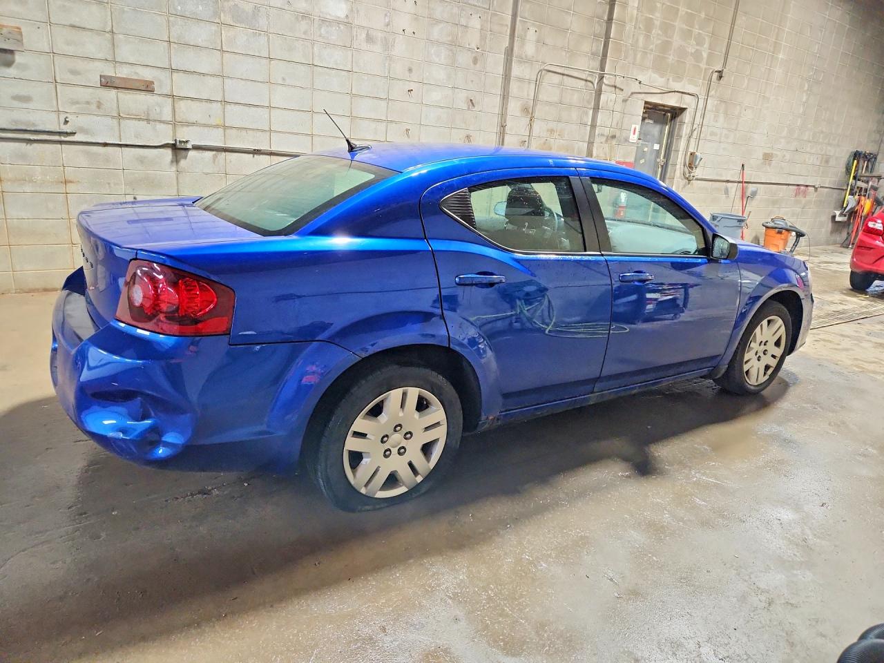 2013 DODGE AVENGER