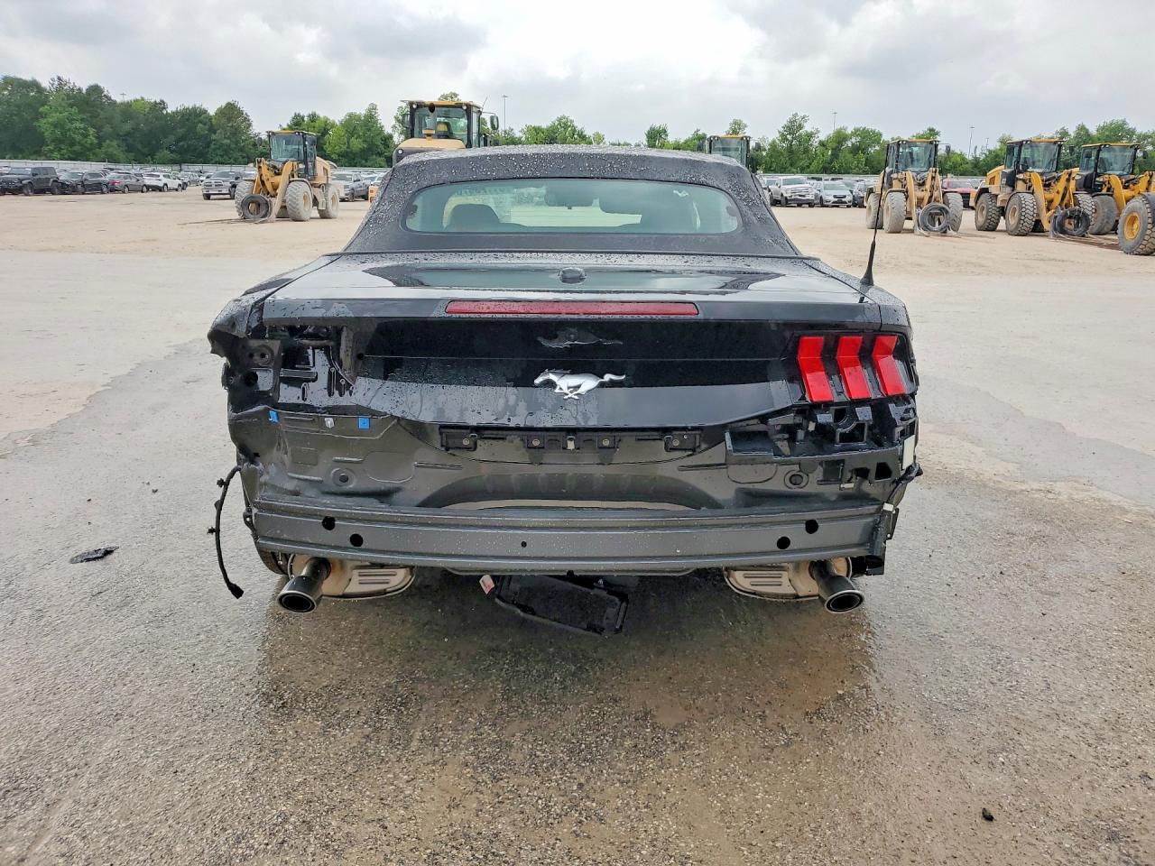 2026 FORD MUSTANG