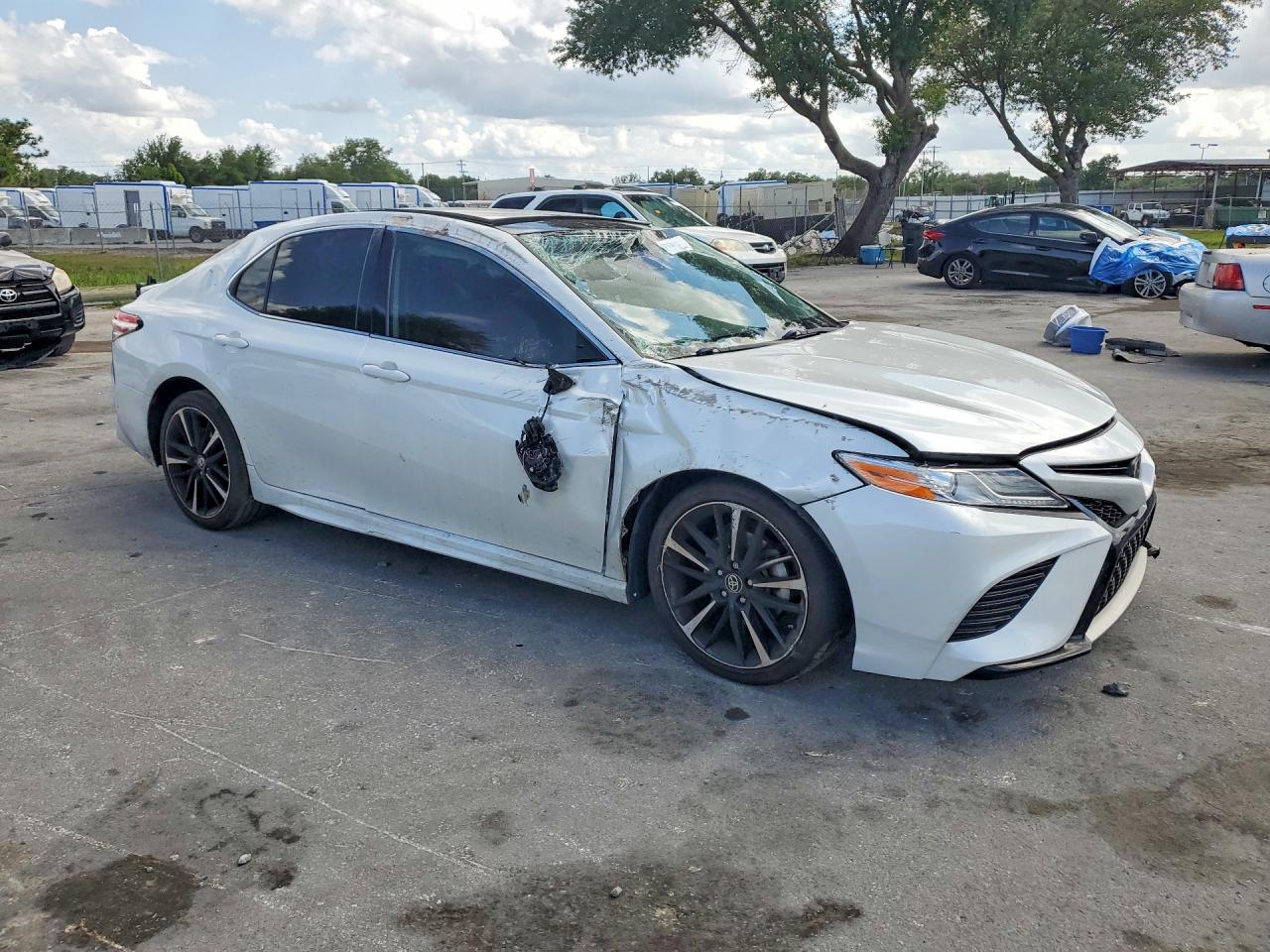 2020 TOYOTA CAMRY