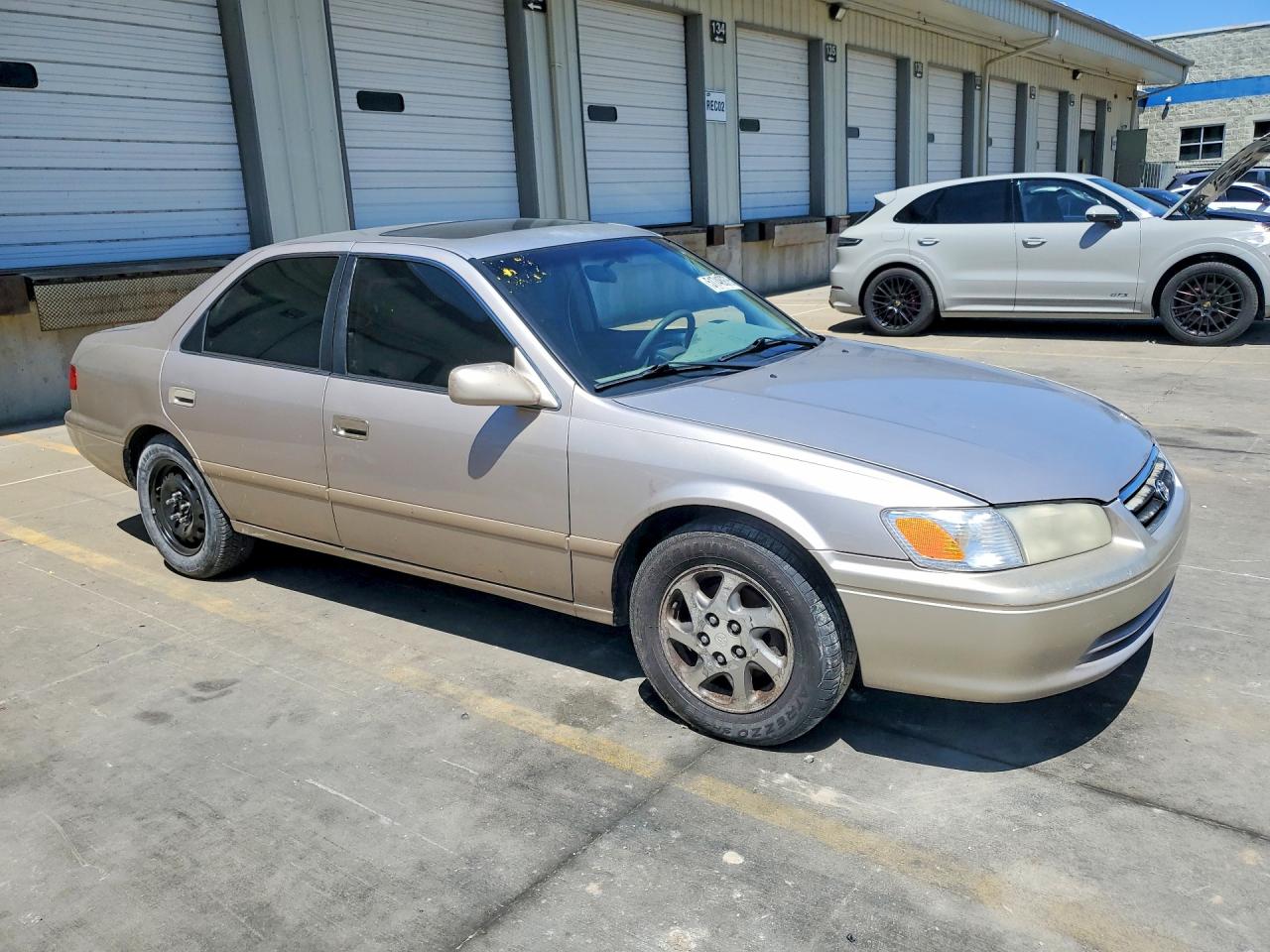 2001 TOYOTA CAMRY