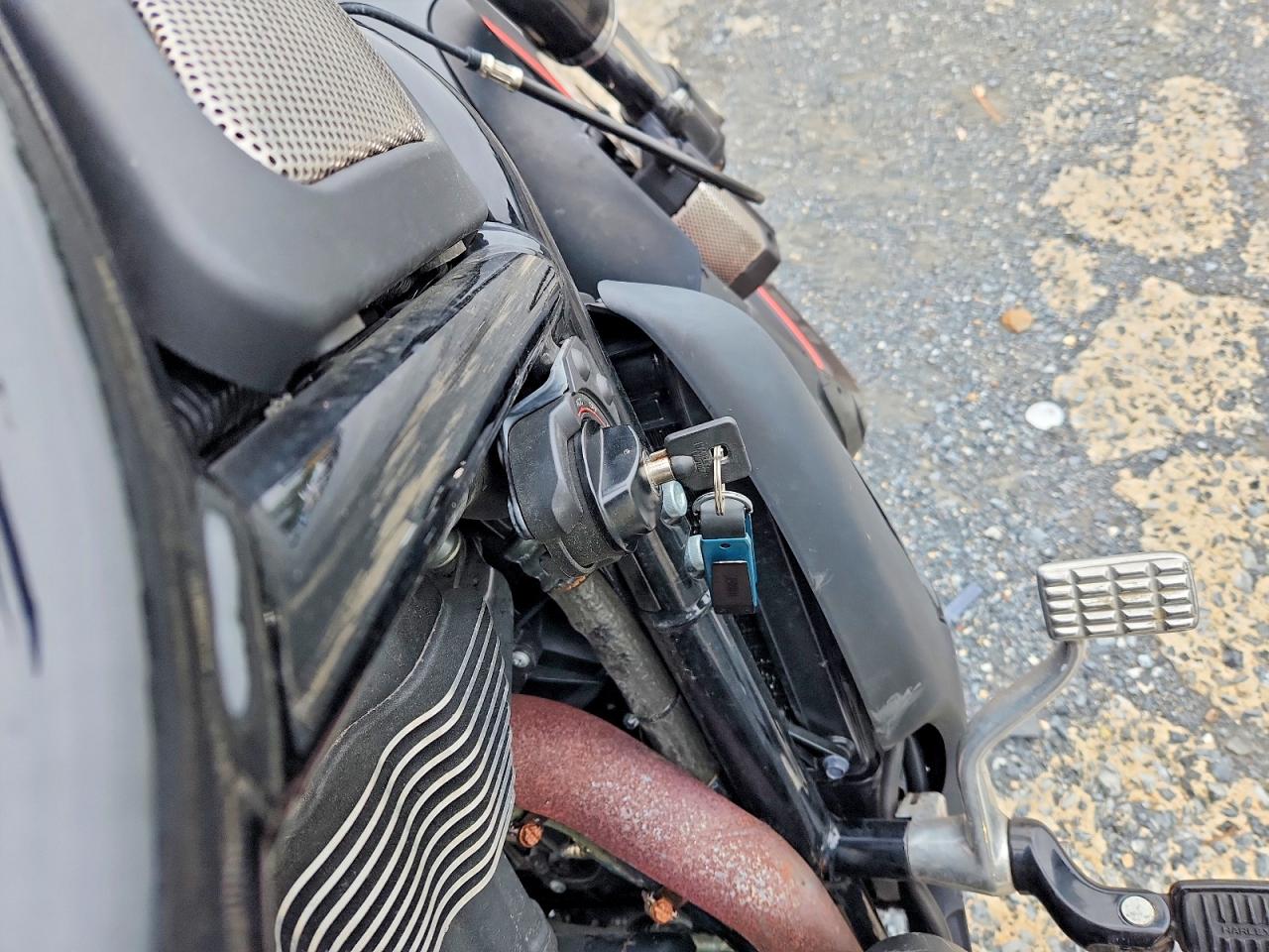 2012 HARLEY-DAVIDSON VRS