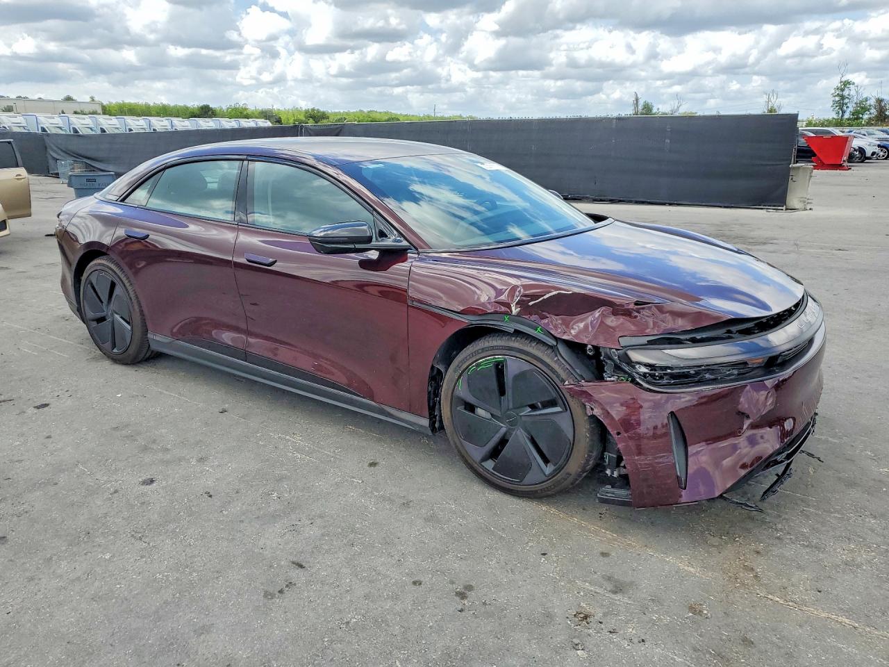 2025 LUCID MOTORS AIR
