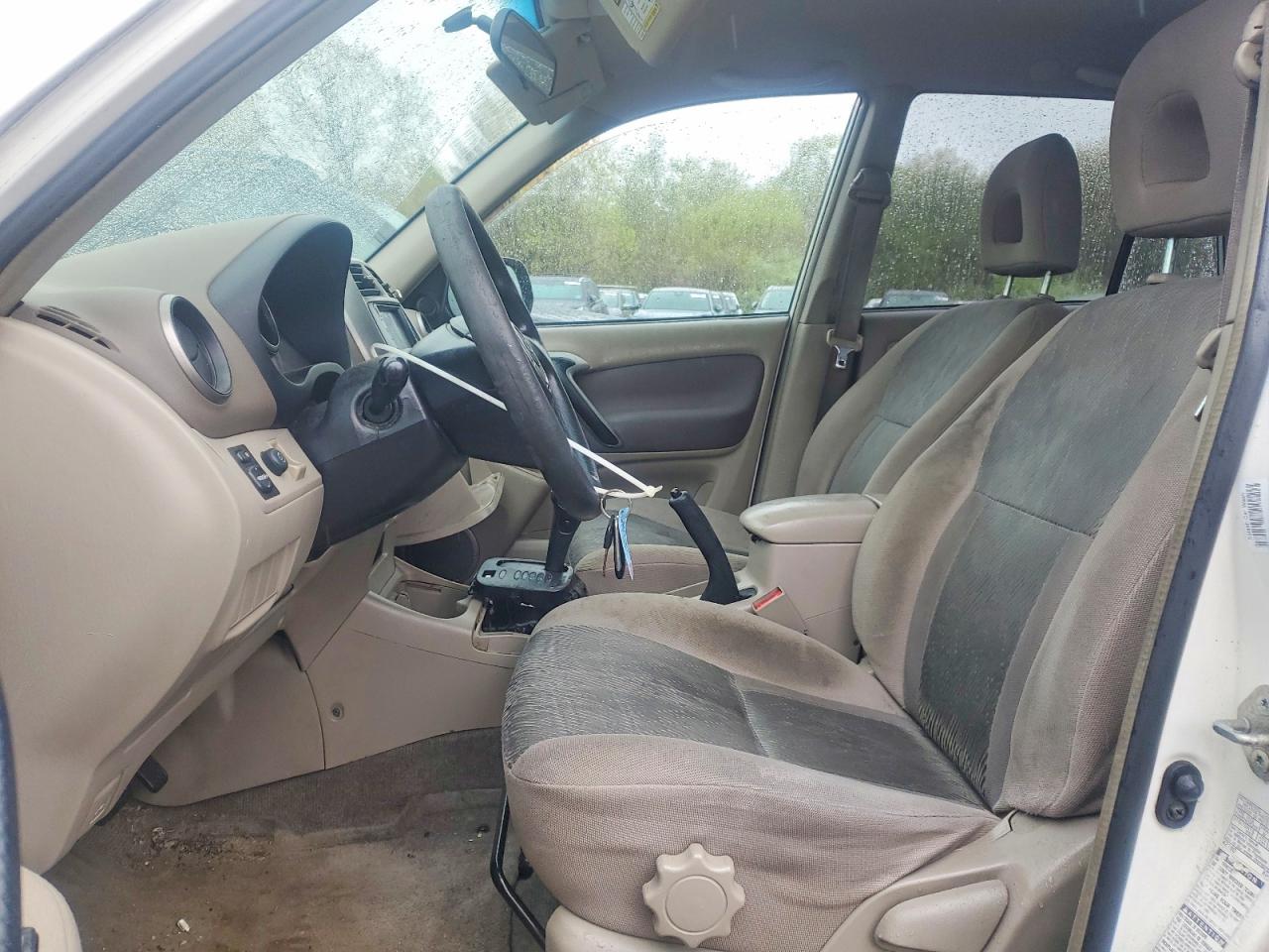 2003 TOYOTA RAV4