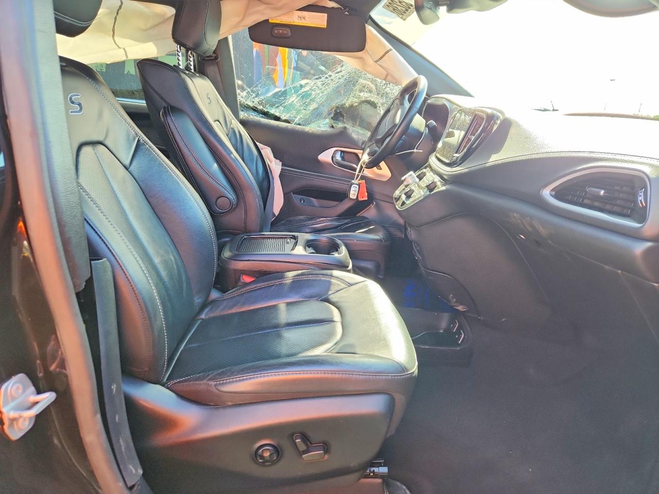 2021 CHRYSLER PACIFICA